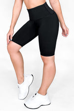 Cargar imagen en el visor de la galería, Biker Negro Mate | Biker Anti-Celulitis, Anti-Fluidos Con Cintura Alta & Horma Ideal Leggins RBJ Leggins