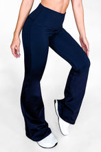 Cargar imagen en el visor de la galería, Bota Campana Azul Navy Mate - NUEVO | Leggin Anti-Celulitis, Anti-Fluidos Con Cintura Alta & Horma Ideal Leggins RBJ Leggins