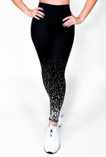 Cargar imagen en el visor de la galería, Negro Galaxy | Leggin Anti-Celulitis, Anti-Fluidos Con Cintura Alta & Horma Ideal Leggins RBJ Leggins
