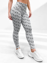 Cargar imagen en el visor de la galería, Zafiro Blanco - NUEVO | Leggin Texturizado Anti-Celulitis, Anti-Fluidos Con Cintura Alta & Horma Ideal Leggins RBJ Leggins