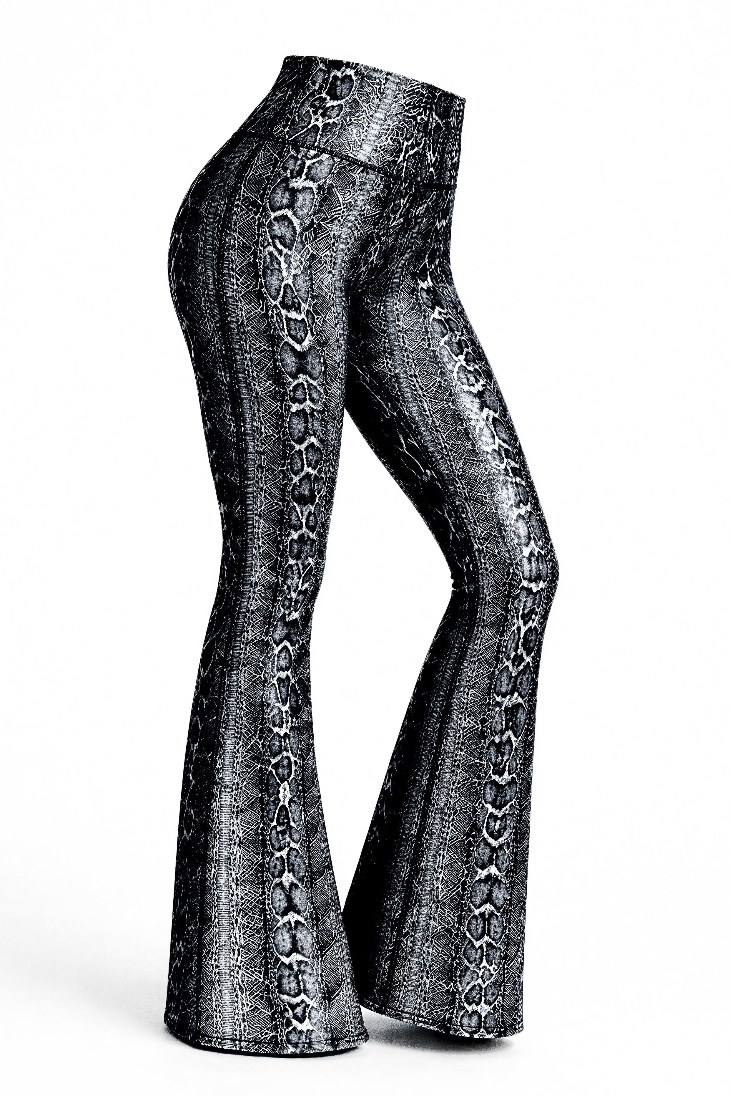 Bota Campana Negro Phyton - NUEVO | Leggin Anti-Celulitis, Anti-Fluidos Con Cintura Alta & Horma Ideal Leggins RBJ Leggins 