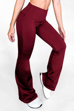 Cargar imagen en el visor de la galería, Bota Campana Vino Oscuro Mate - NUEVO | Leggin Anti-Celulitis, Anti-Fluidos Con Cintura Alta &amp; Horma Ideal Leggins RBJ Leggins 
