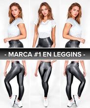 Cargar imagen en el visor de la galería, Conjunto Elite Gris Legacy • Tres Piezas | Leggins Gris Legacy (Efecto Cuero) + Camiseta Rubí Blanca + Medias Ultra Sport Blancas Leggins RBJ Leggins 
