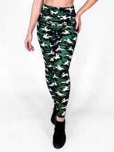 Cargar imagen en el visor de la galería, Green Army - NUEVO | Leggin Anti-Celulitis, Anti-Fluidos Con Cintura Alta &amp; Horma Ideal Leggins RBJ Leggins 
