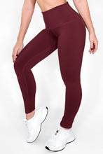 Cargar imagen en el visor de la galería, Vino Oscuro Mate - NUEVO | Leggin Anti-Celulitis, Anti-Fluidos Con Cintura Alta &amp; Horma Ideal Leggins RBJ Leggins 
